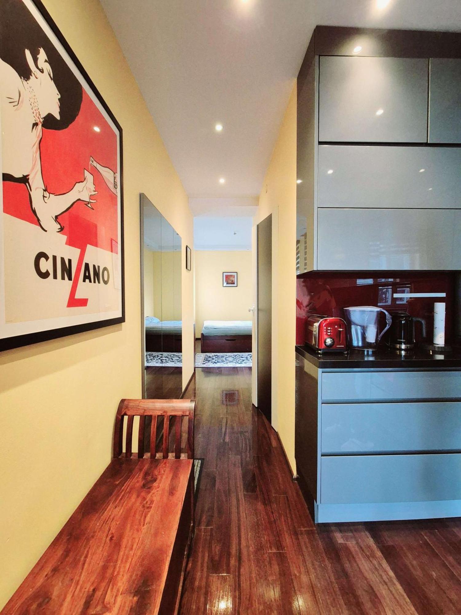 Krakowskie Przedmiescie 57 Apartmán